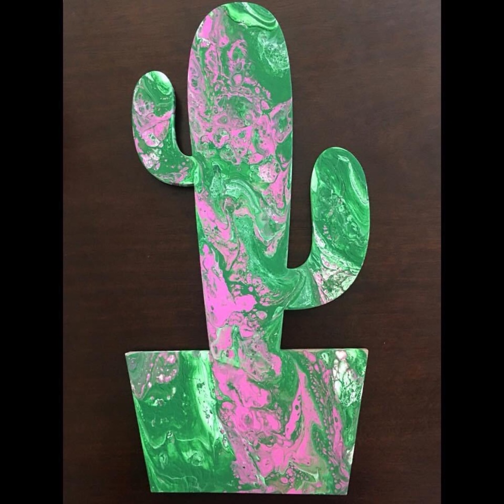 Cute pour painted cactus decor